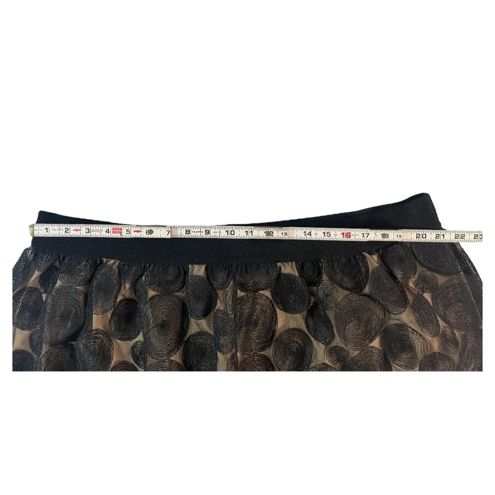 ✨ Lane Bryant Black & Nude Embroidered Polka Dot Skirt – Size 26/28 l Poshmark - Picture 3 of 5